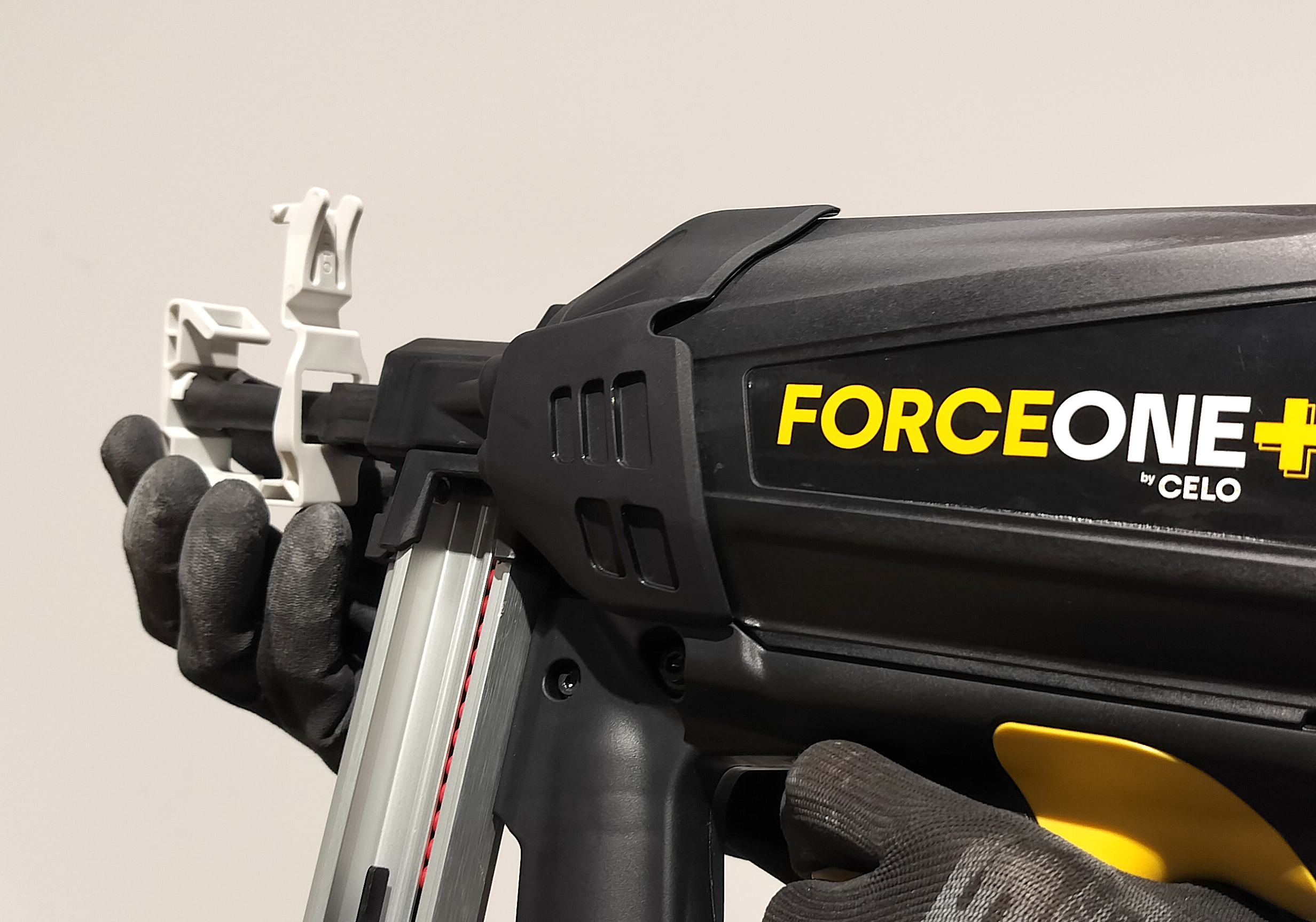 The FORCE ONE+ with a CHN cable clamp attached to the nose